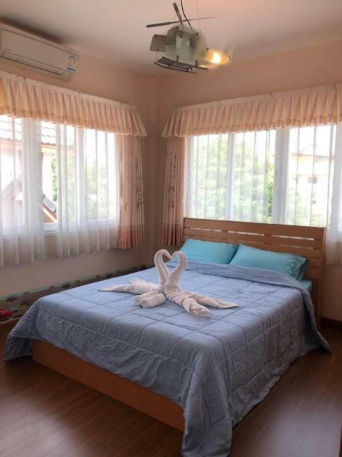 Yoch Pool Villa Pattaya Eksteriør bilde
